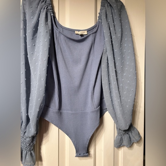 Vici Swiss Dot Ribbed Bodysuit Size Medium - Picture 8 of 9